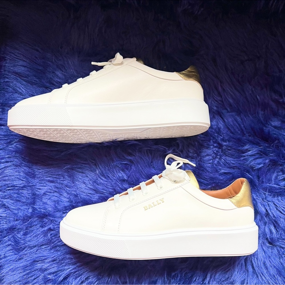 ❤️SOLD❤️ New! BALLY Logo White Leather Sneakers - Picture 4 of 12